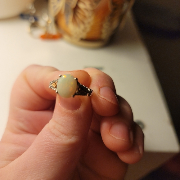 Opal ring - Picture 3 of 4